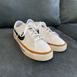Nike Men’s Court Legacy Sneakers